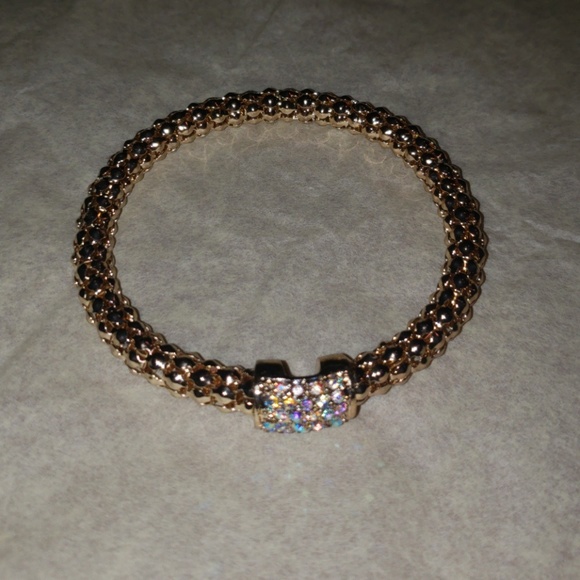 Bracelet - Picture 1 of 2
